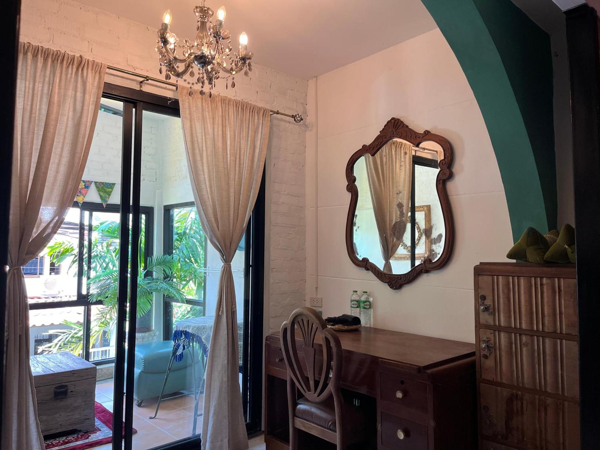 Apartamento Auntie & Niece Phuket Ban Sam Kong Exterior foto
